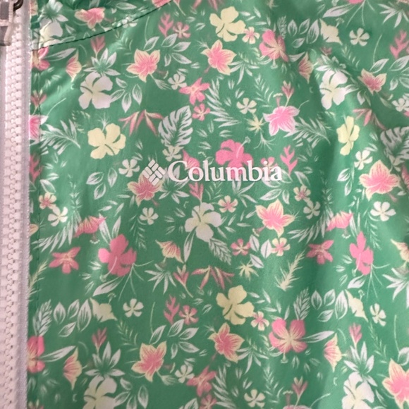 Girl’s Reversible Columbia Rain Jacket - Picture 2 of 4